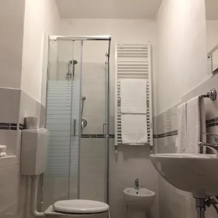 شقة Affitti Only Sleep Bagno Privato *